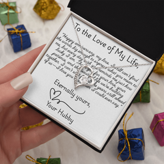 Glamorous Heart Pendant Necklace